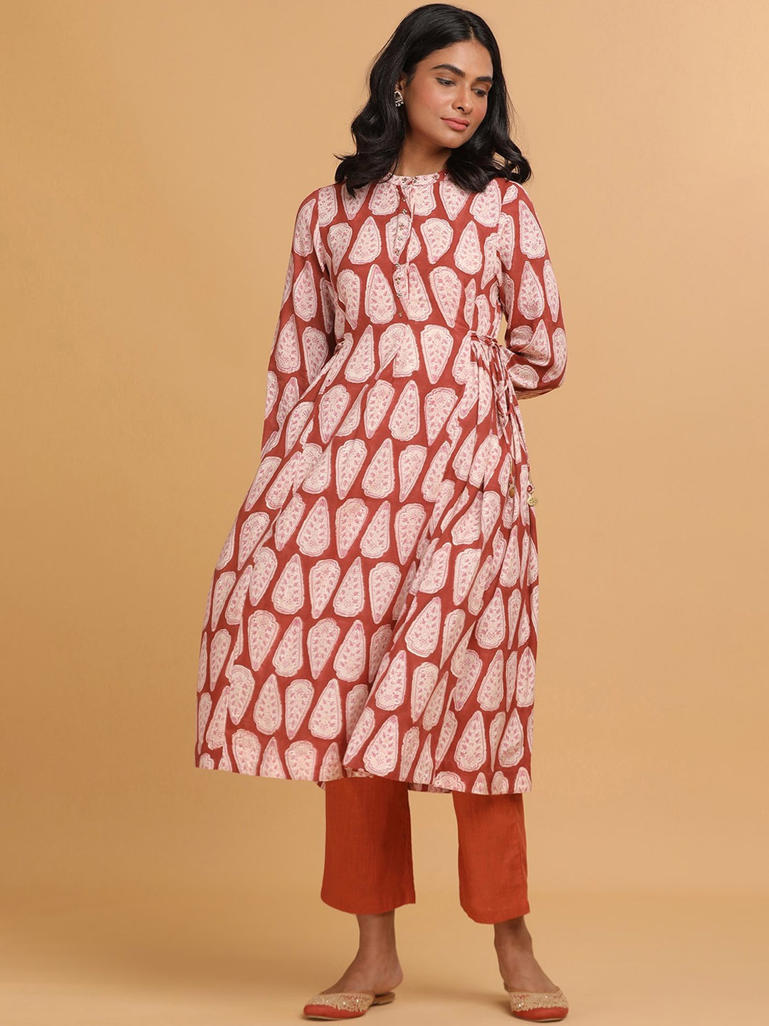 

W The Folksong Collection Women Red & White Ethnic Motifs Printed Kurta