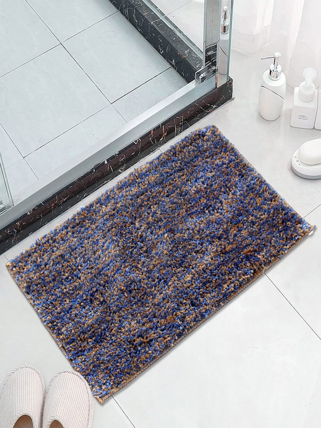 

LUXEHOME INTERNATIONAL Textured 1600 GSM Bath Rug, Blue