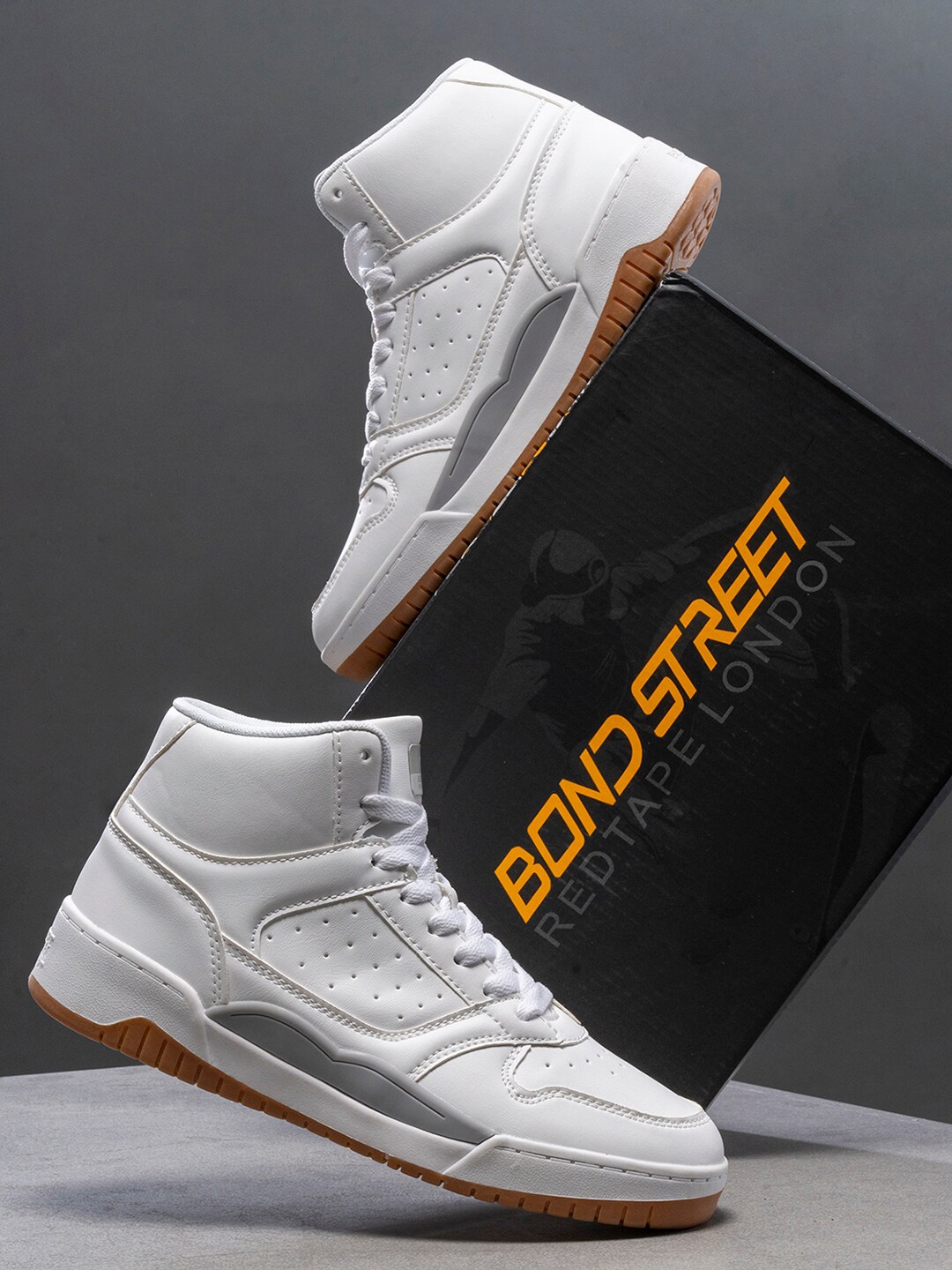 

Bond Street By Red Tape Men White Walking Shoes
