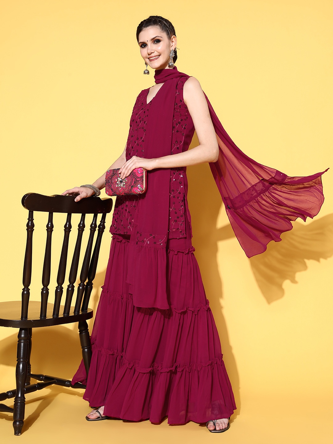 

Inddus Women Floral Poly-Georgette Shimmer & Sequin Kurta Set, Maroon