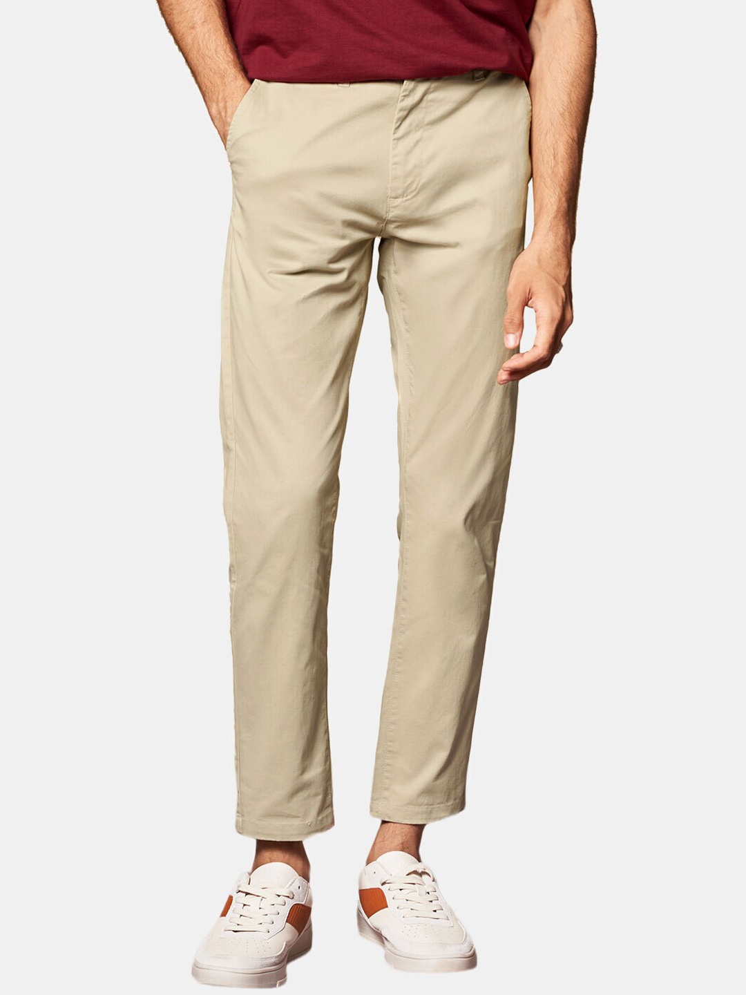 

The Souled Store Men Beige Solid Chinos Trouser