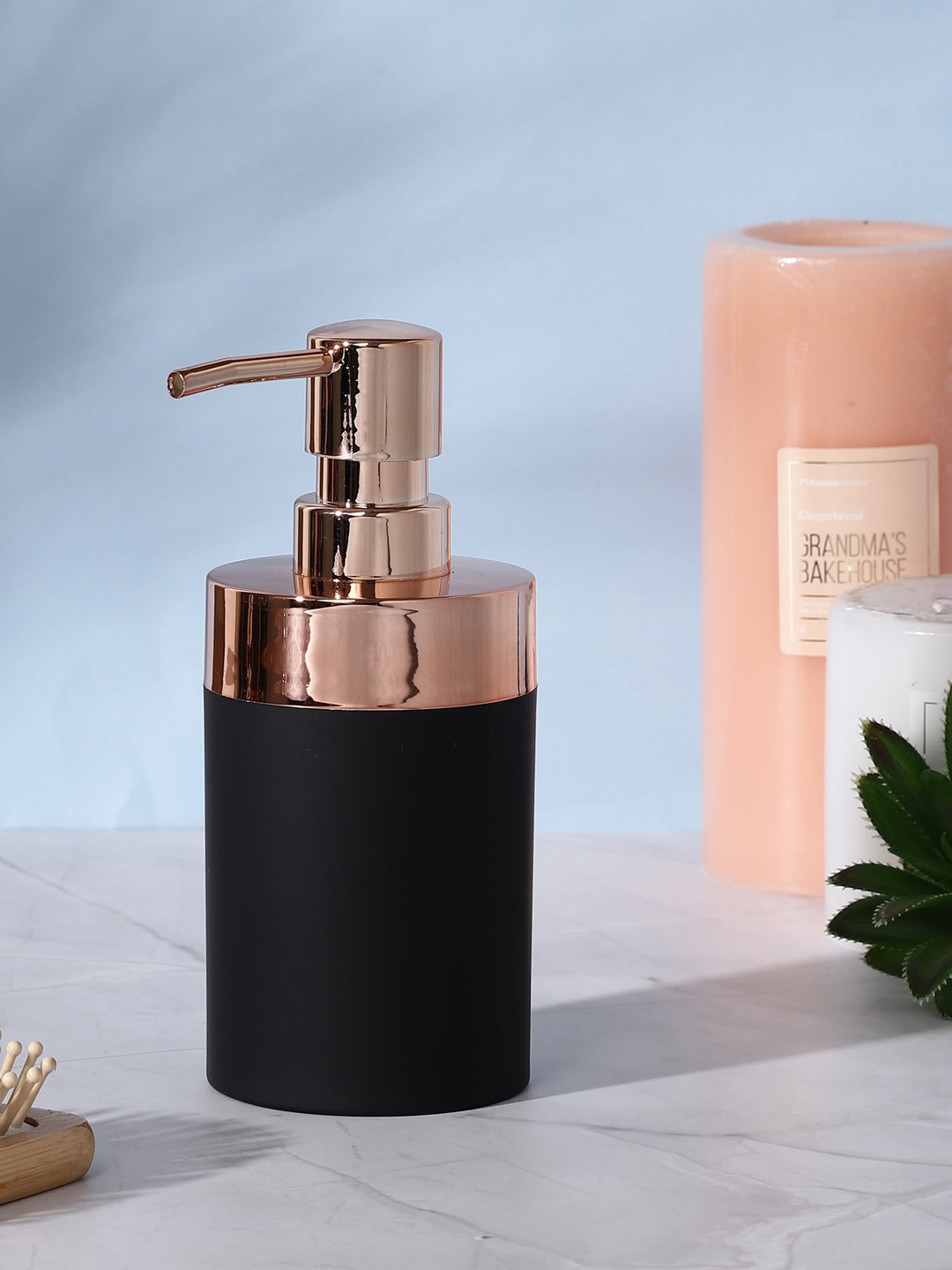 

The Decor Mart Solid Soap Dispenser Bathroom Accessories, Black