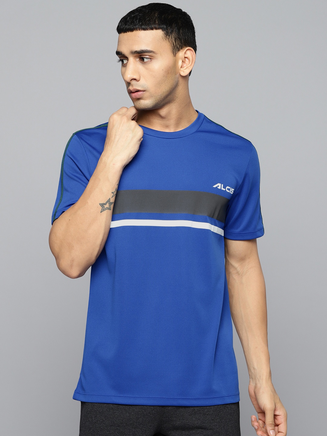 

Alcis Men Blue & Black Striped Detail Slim Fit T-shirt