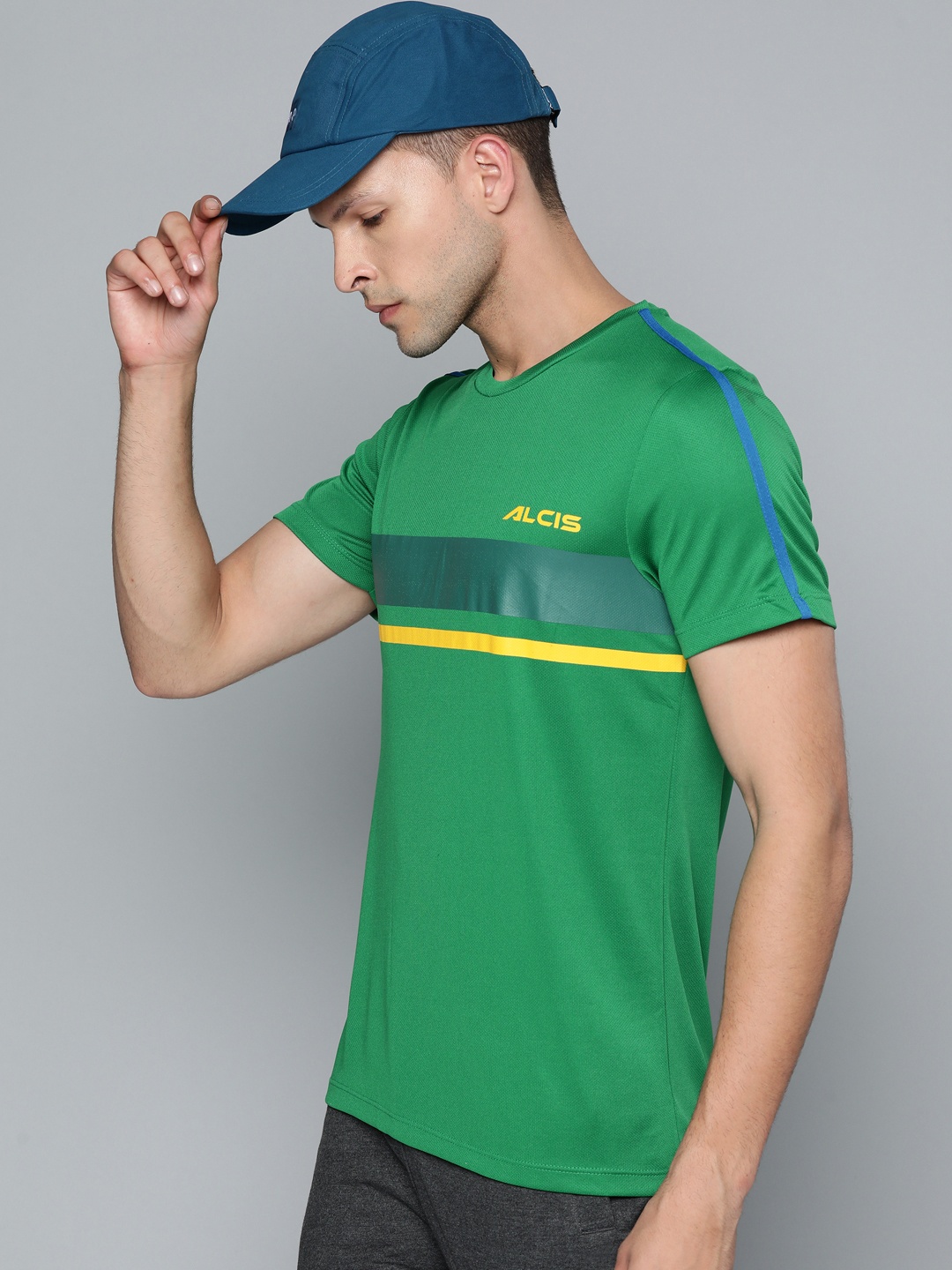 

Alcis Men Green Striped Slim Fit T-shirt