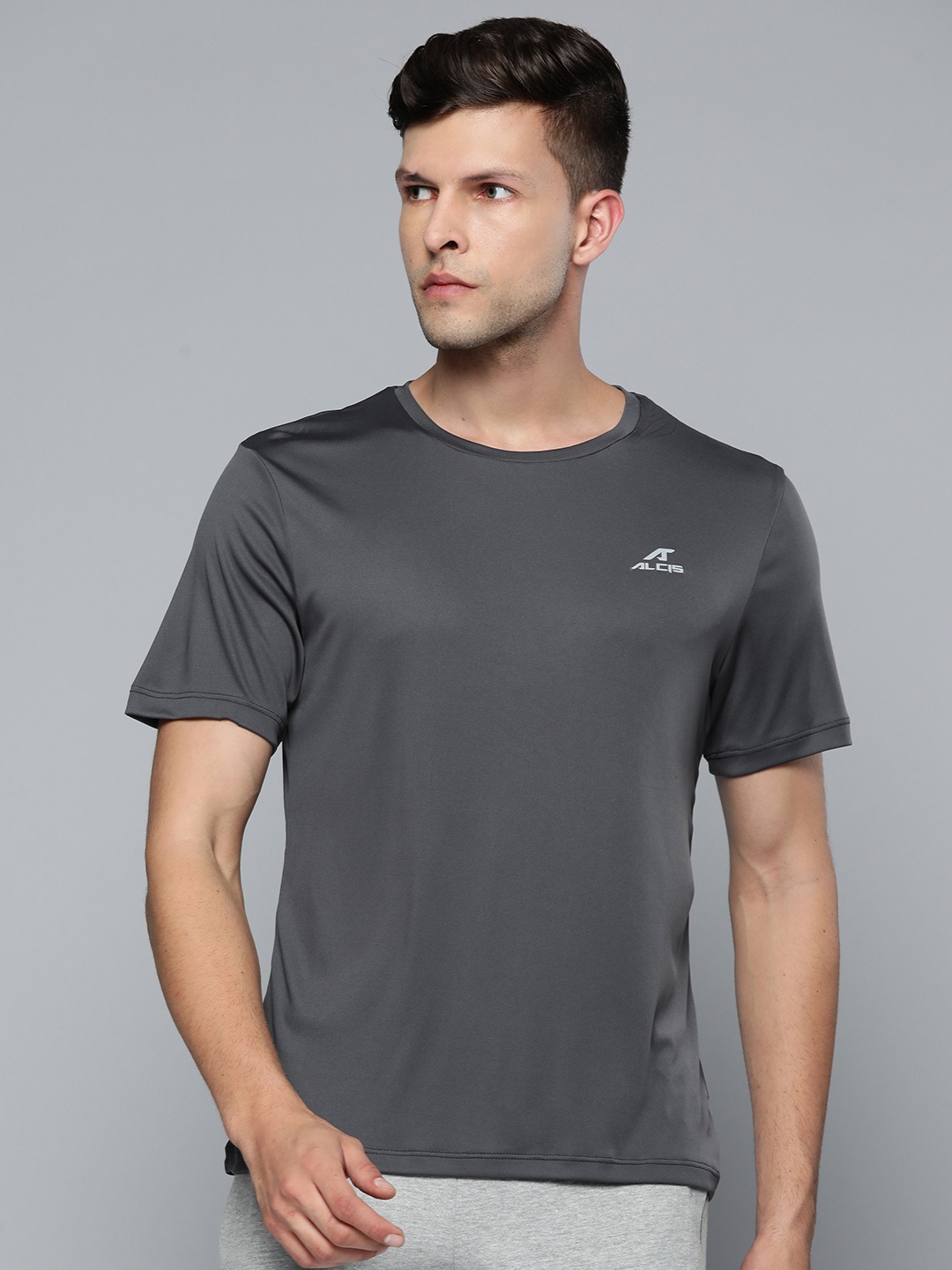 Alcis Men Charcoal Grey Solid Slim Fit T-shirt