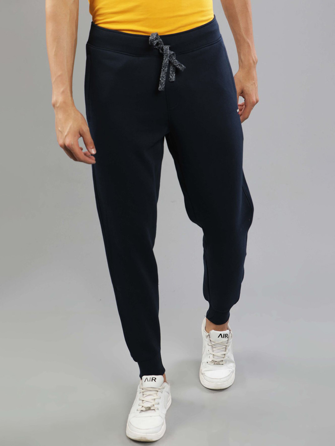

t-base Men Solid Joggers, Navy blue
