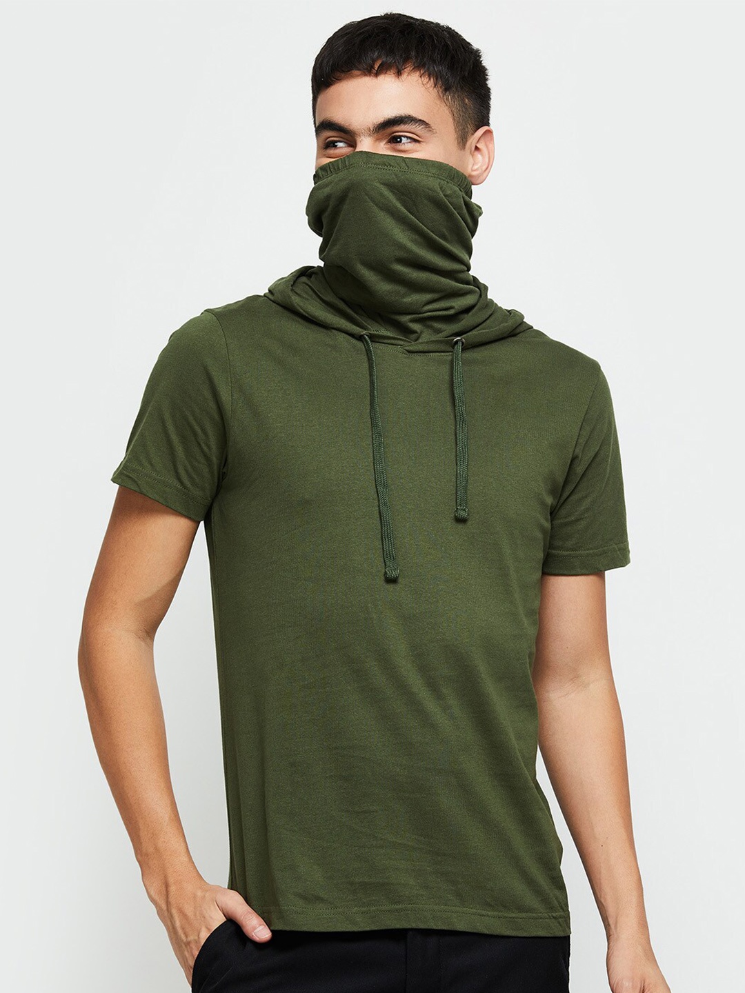 

max Men Solid Pure Cotton T-shirt, Green