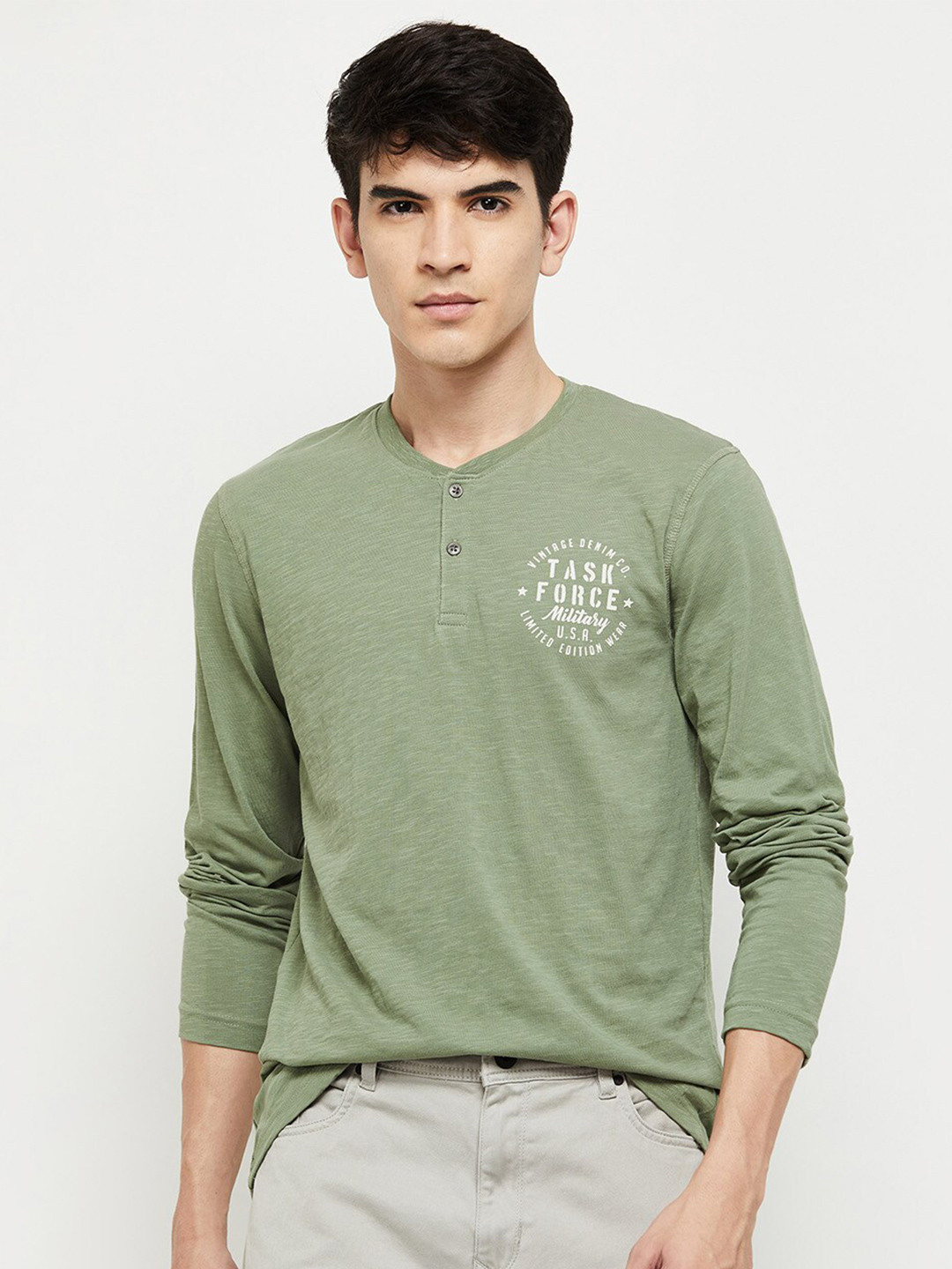 

max Men Typography Printed Henley Neck Cotton T-shirt, Green