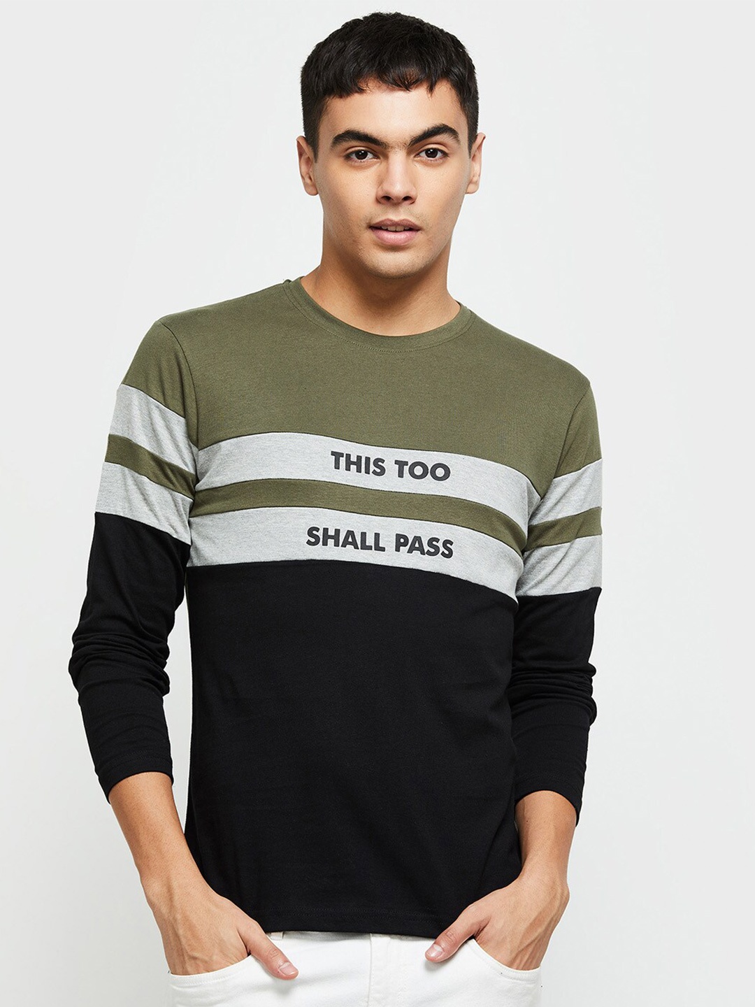 

max Men Colourblocked Cotton T-shirt, Green
