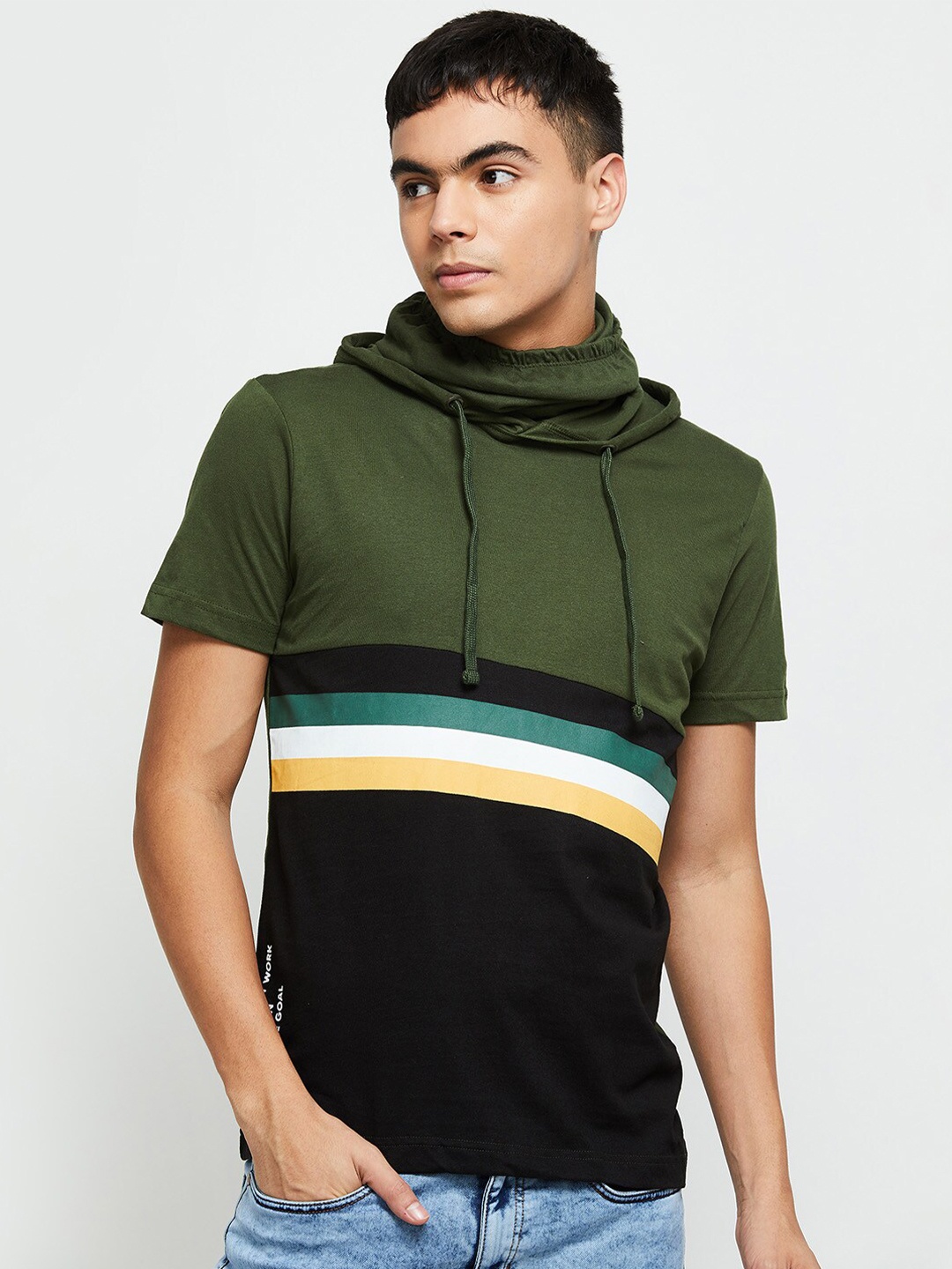 

max Men Green Striped T-shirt