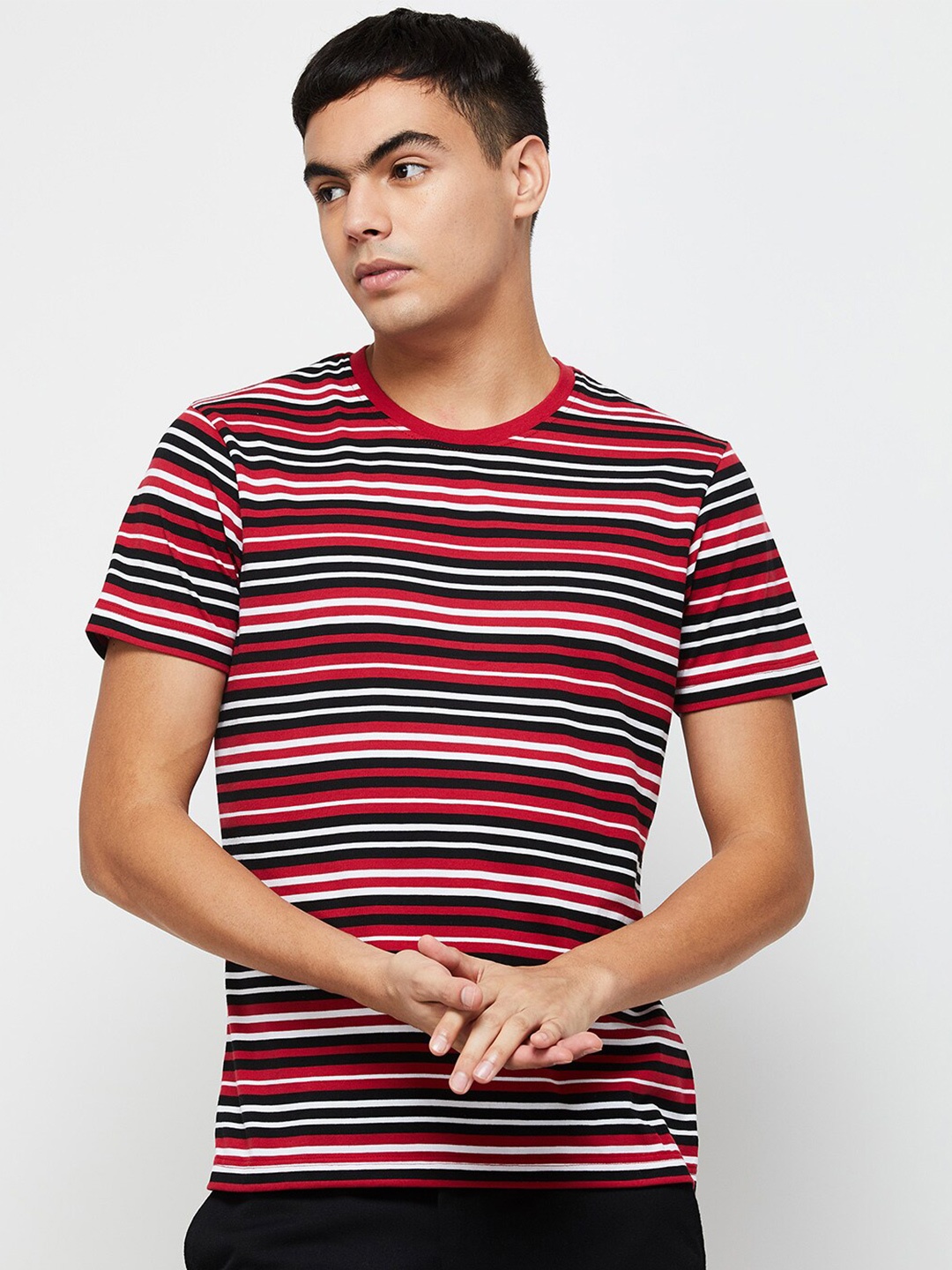 

max Men Striped T-shirt, Burgundy