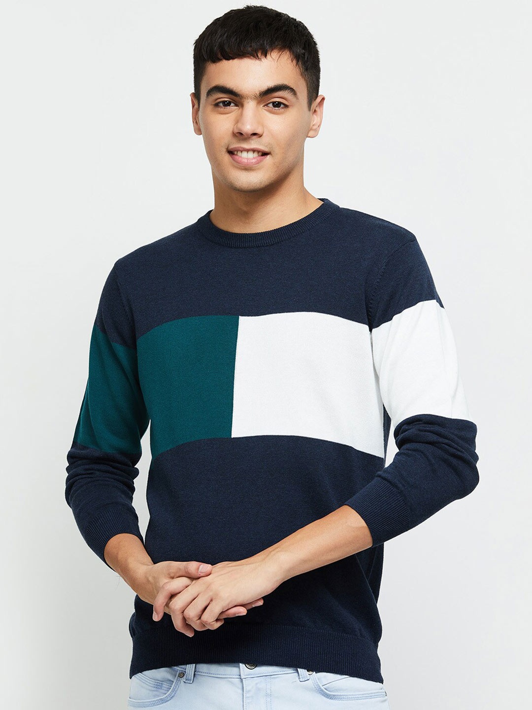 

max Men Colourblocked Regular Fit Cotton T-shirt, Blue