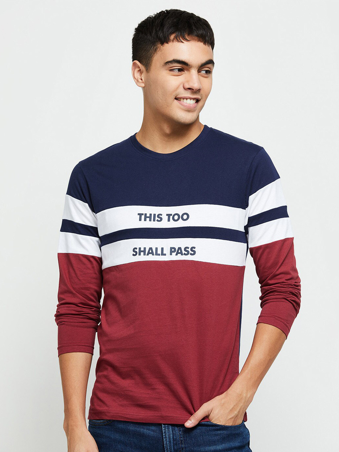 

max Men Navy Blue & Red Colourblocked Cotton T-shirt
