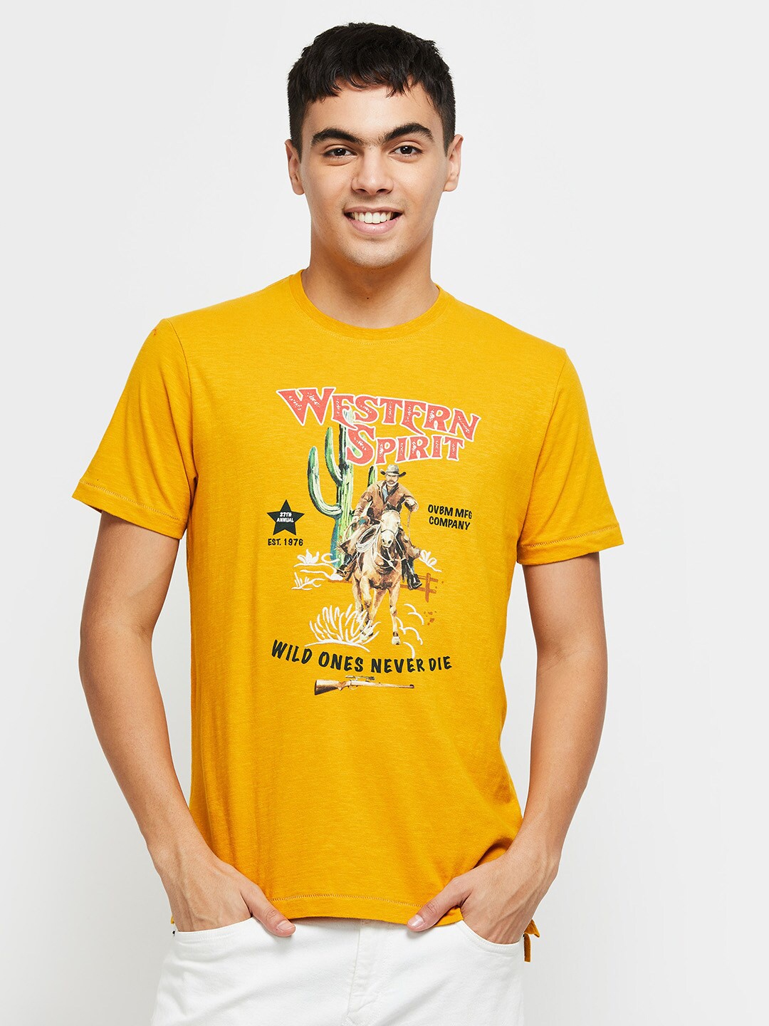 

max Men Graphic Printed T-shirt, Yellow