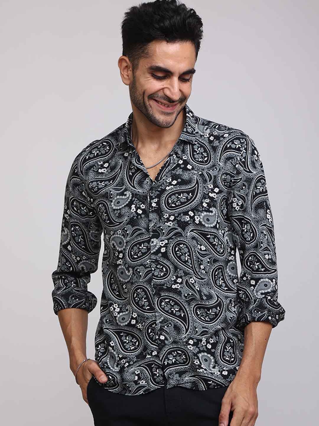 

Snitch Men Black Slim Fit Printed Casual Shirt