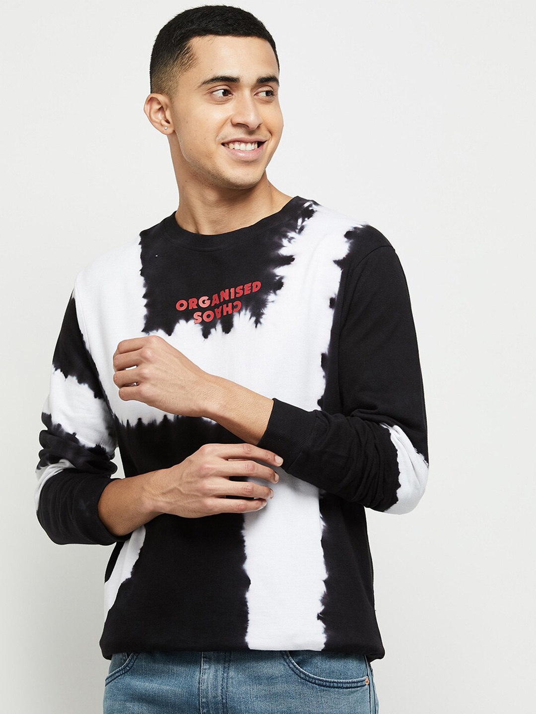 

max Men Colourblocked Cotton Sweatshirt, Black