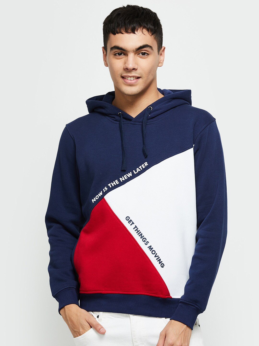 

max Men Colourblocked Hooded Sweatshirt, Navy blue