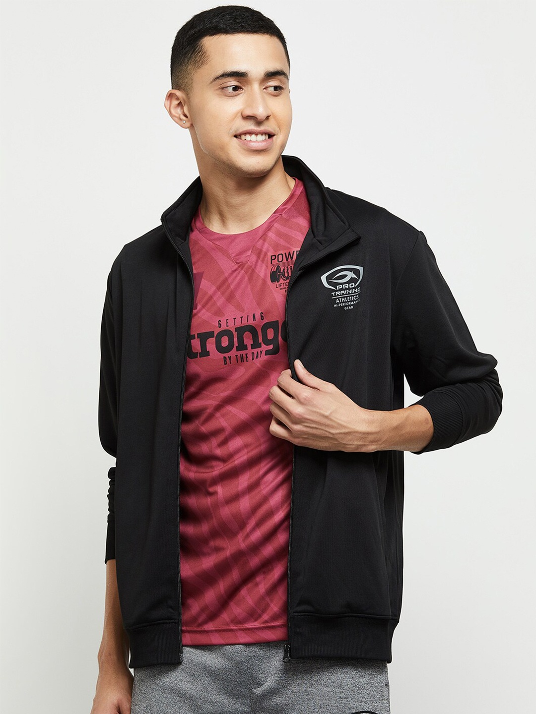 

max Men Solid Sweatshirt, Black