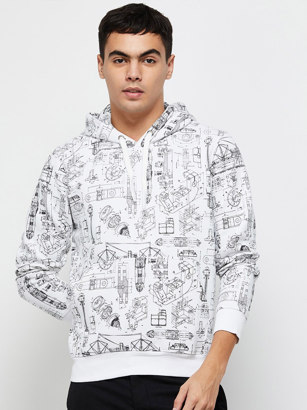 

max Men Printed Hooded Sweatshirt, Off white