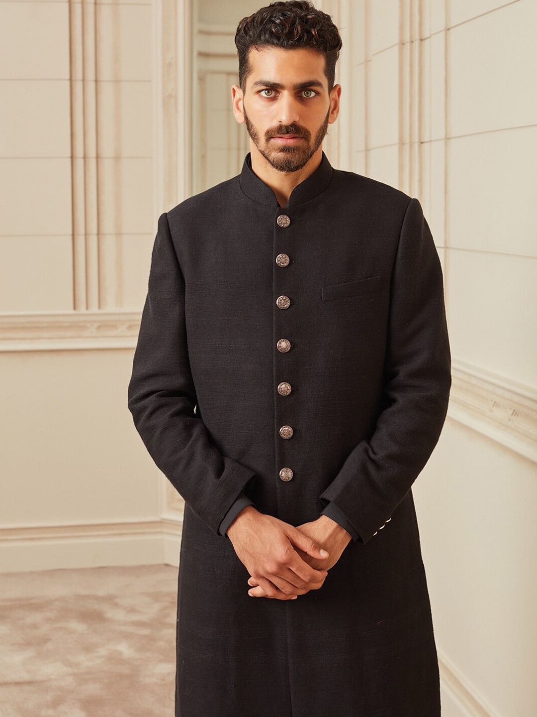

Tasva Men Black Solid Cotton Sherwani Set