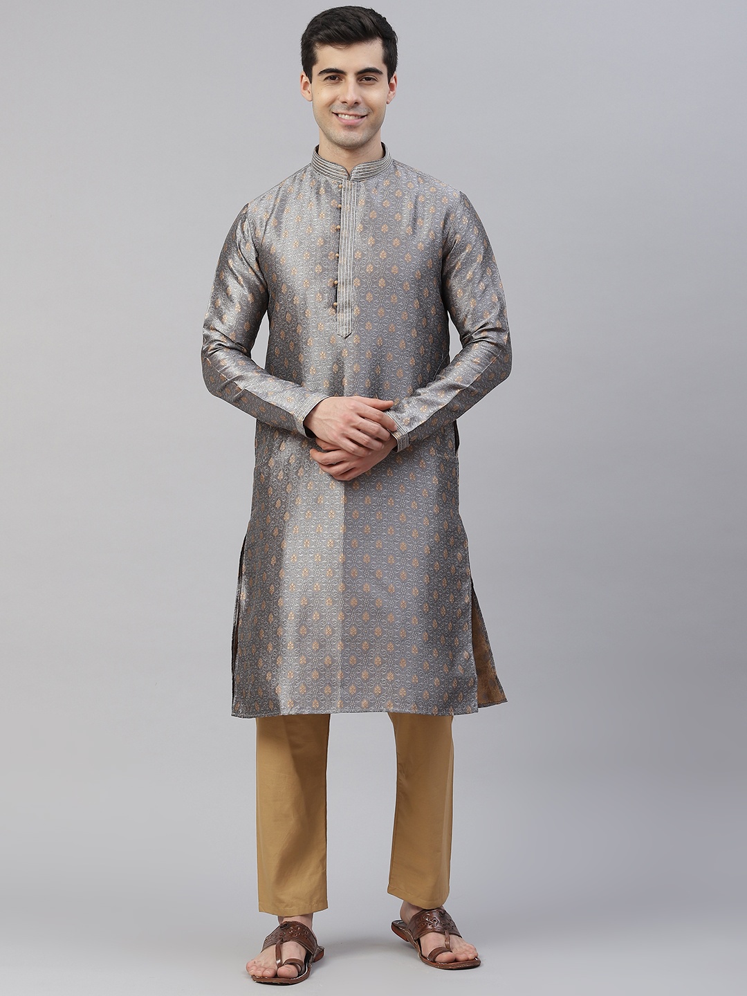 

Readiprint Fashions Men Charcoal Grey & & Gold Ethnic Jacquard Straight Kurta Pyjamas