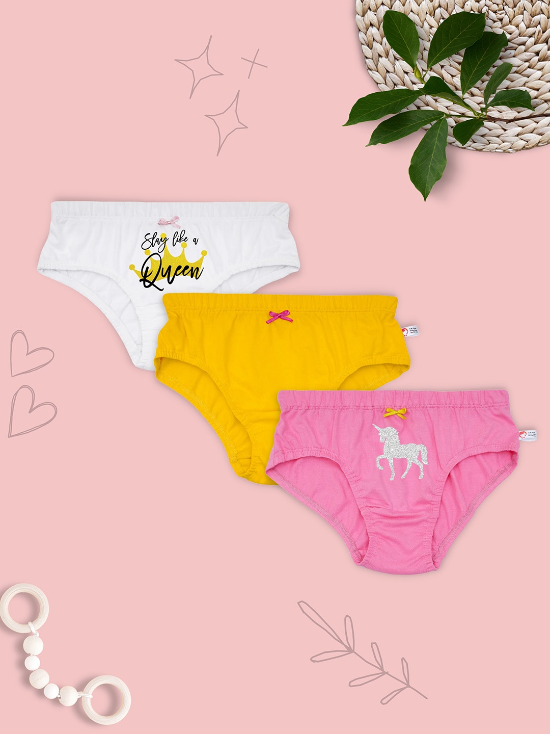 

DChica Girls Pack Of 3 Solid Cotton Basic Briefs, White