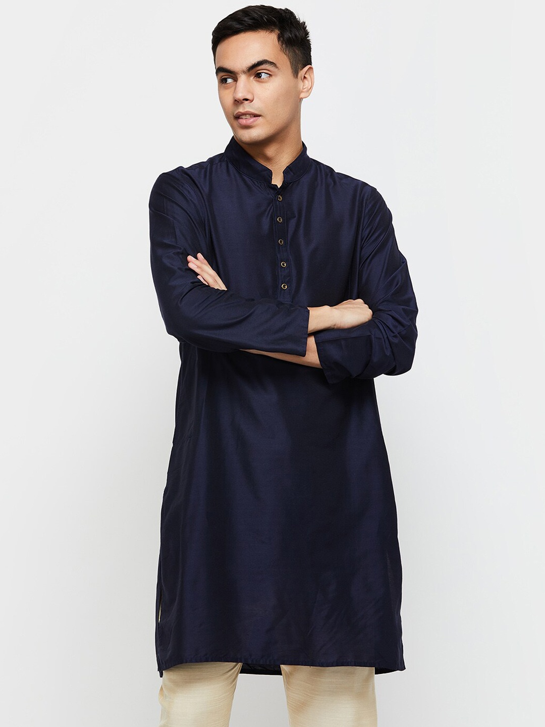 

max Men Thread Work Kurta, Blue