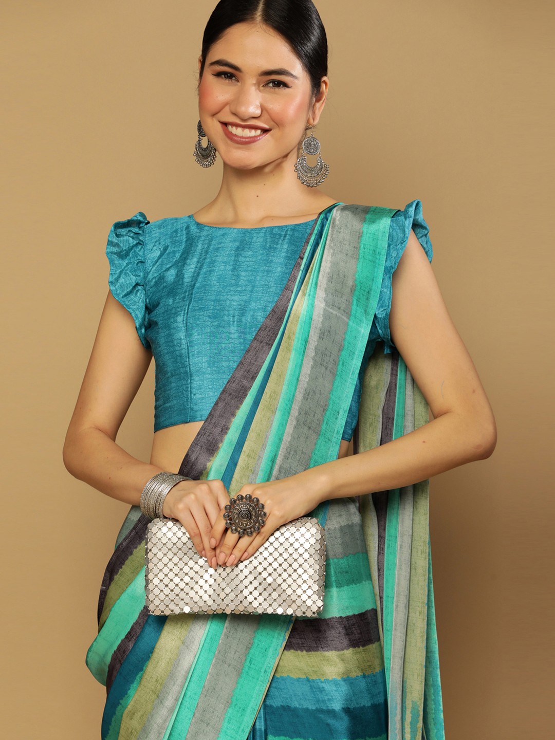 

Satrani Leheriya Silk Blend Saree, Blue
