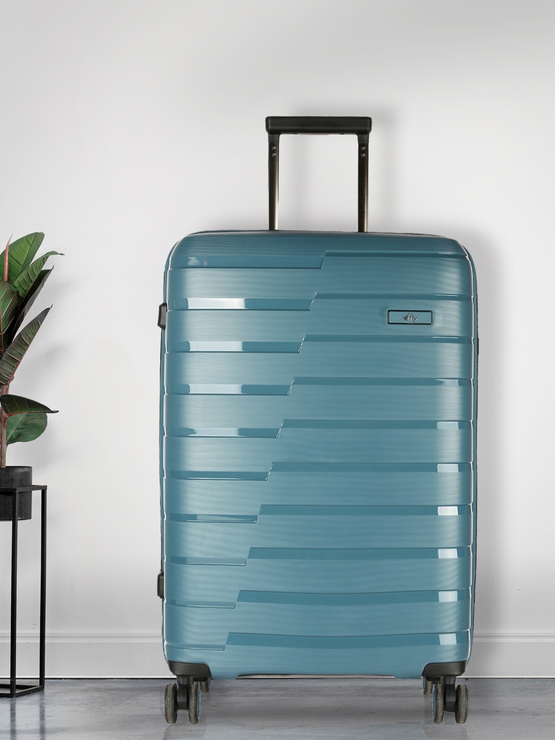 

fly Solid Hard-Sided Small Trolley Suitcase, Blue