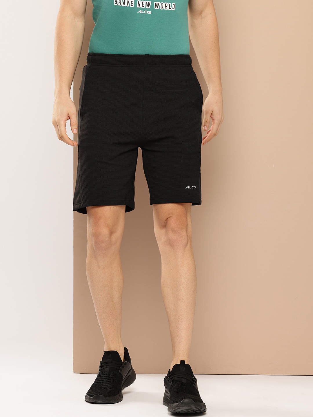 

Alcis Men Black Solid Running Shorts