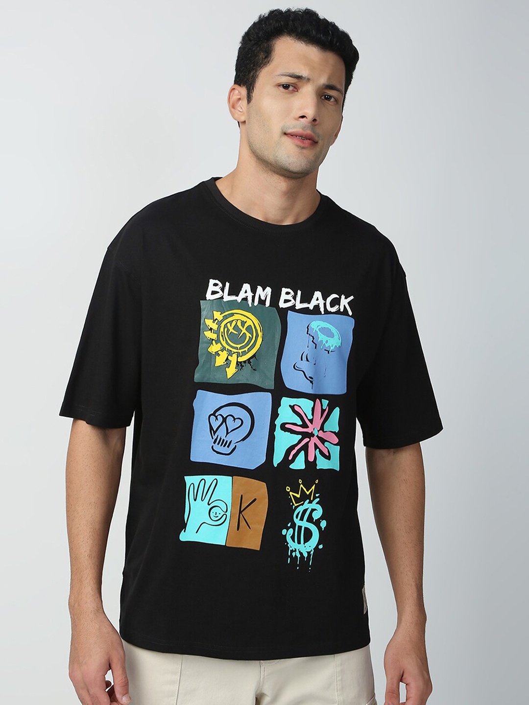 

Blamblack Men Printed Drop-Shoulder Sleeves T-shirt, Black