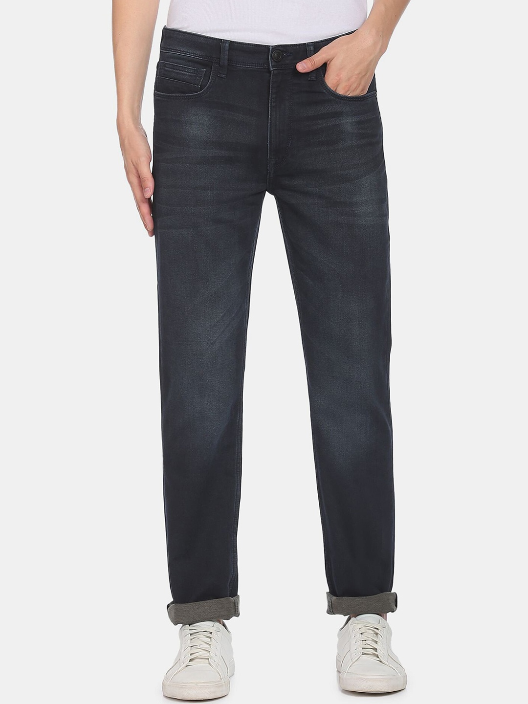 Arrow Sport Men Relaxed Fit Light Fade Jeans, Navy blue