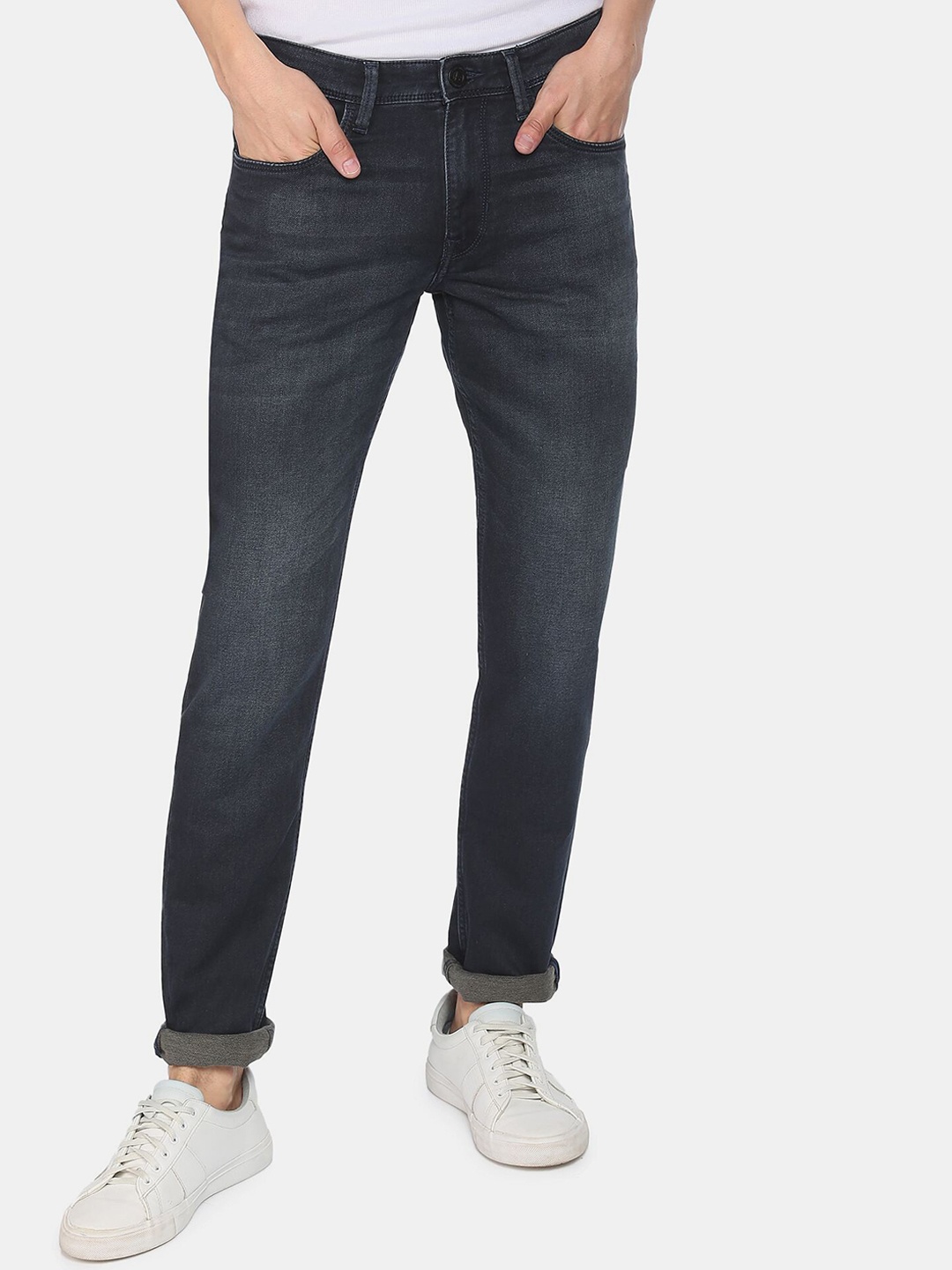 

Arrow Sport Men Slim Fit Light Fade Jeans, Blue