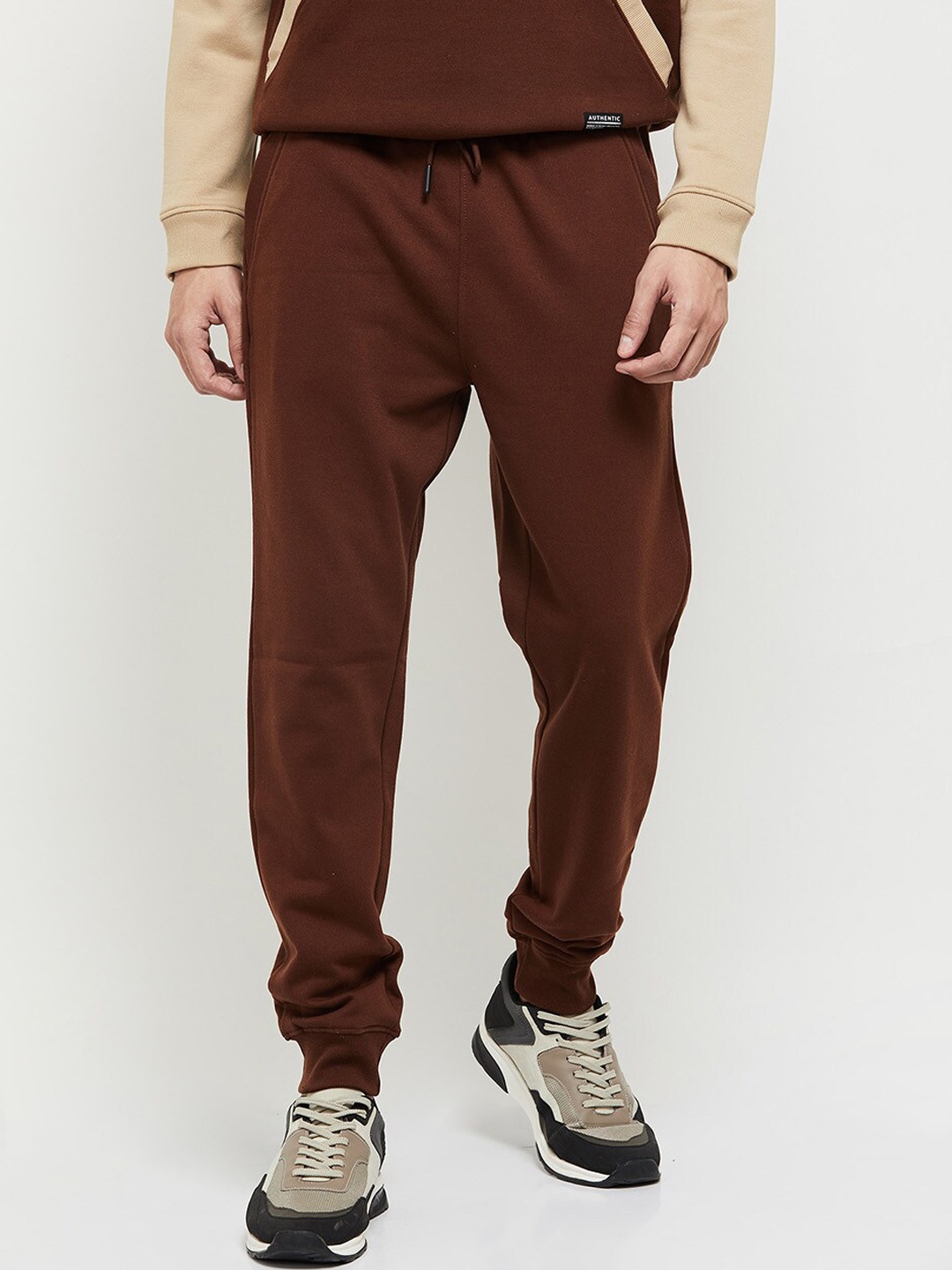

max Men Solid Cotton Joggers, Brown