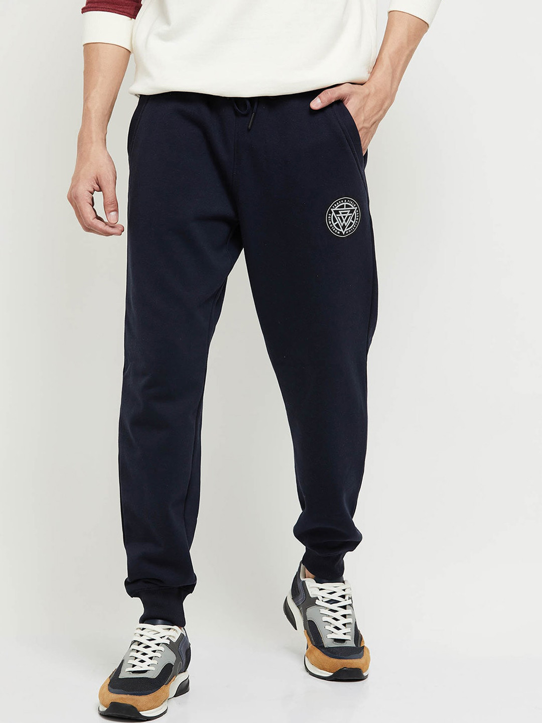 

max Men Solid Joggers, Blue
