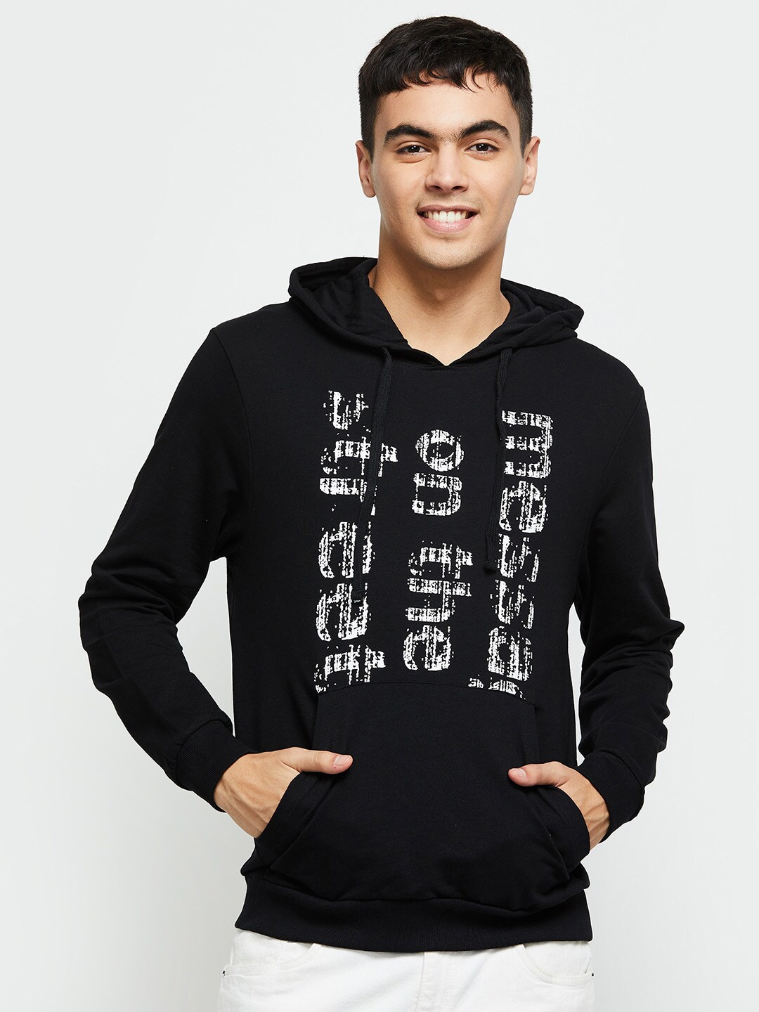 

max Men Printed Cotton Sweatshirt, Black