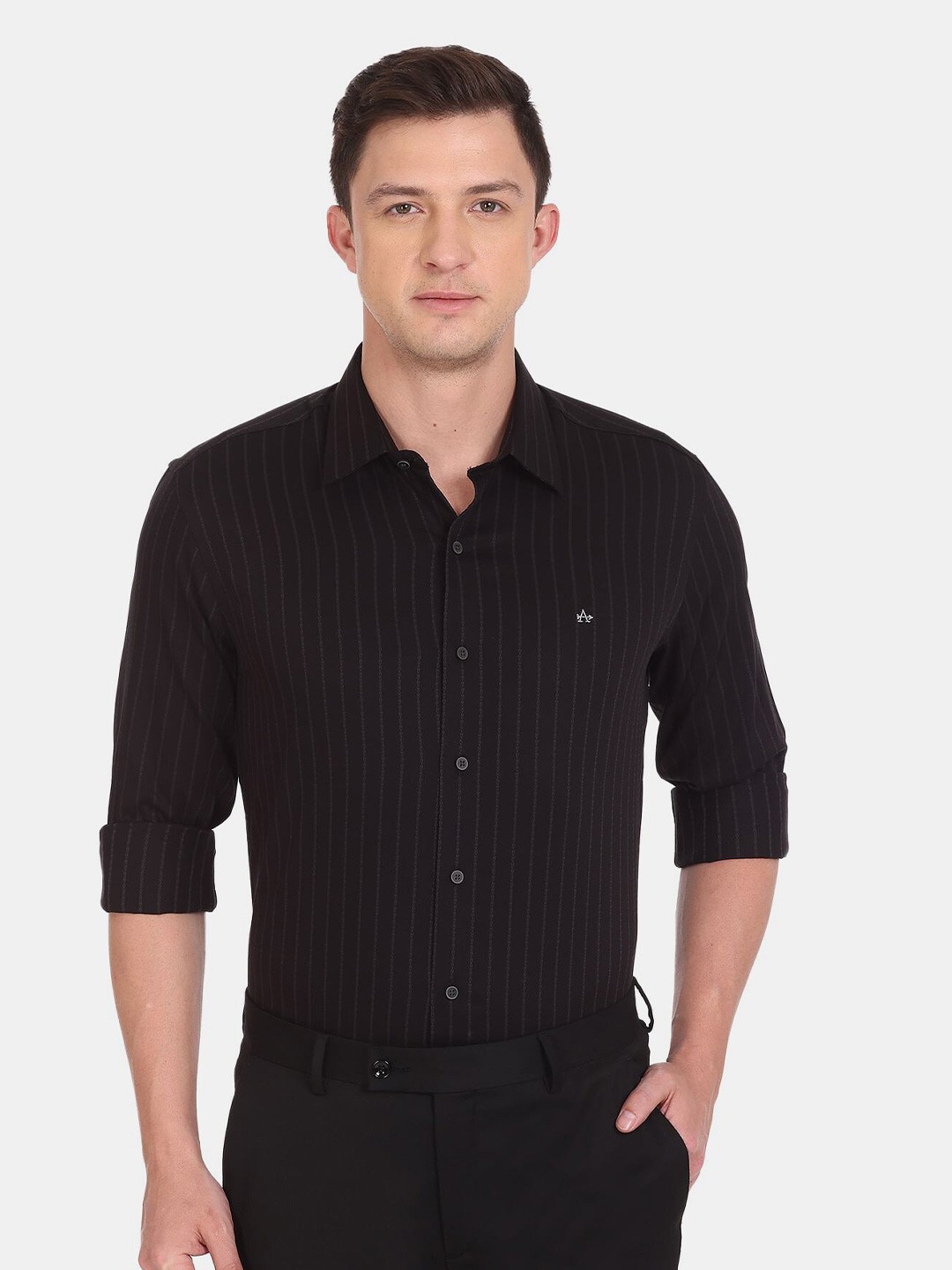 

Arrow New York Men Slim Fit Striped Formal Pure Cotton Shirt, Black