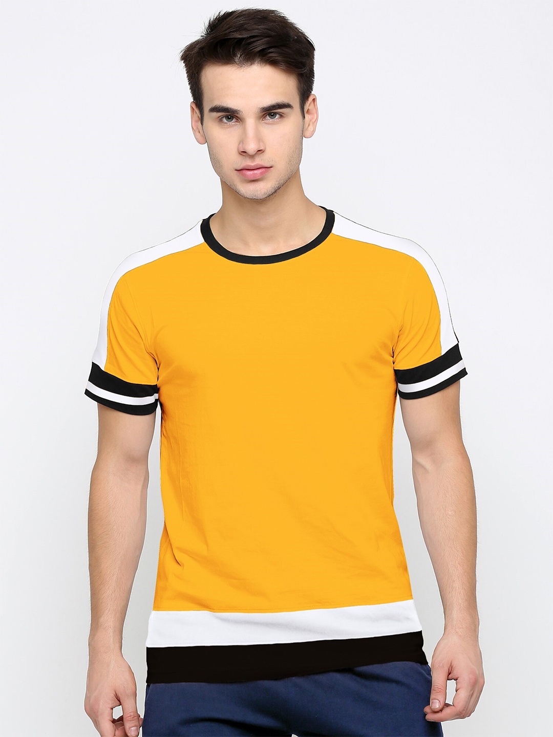 

Maniac Men Colourblocked Slim Fit Cotton T-shirt, Yellow