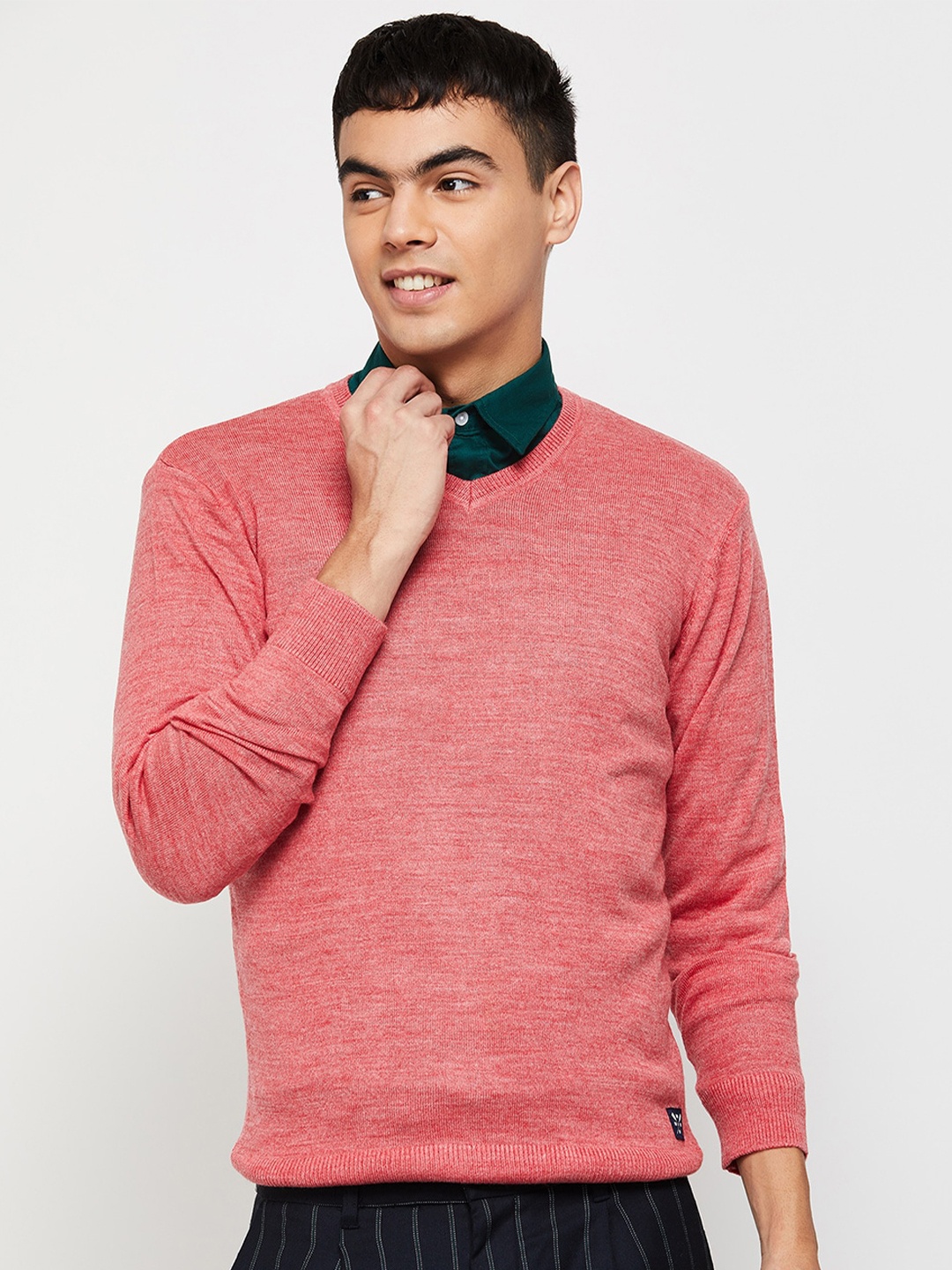 

max Men Solid Pullover, Pink