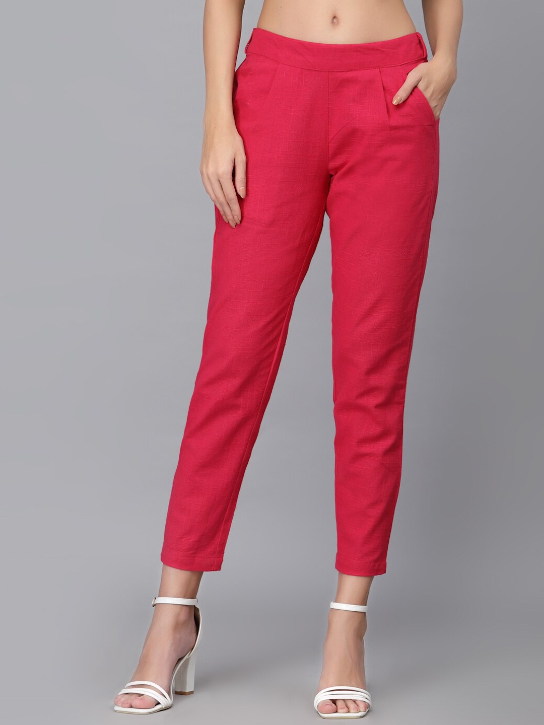 

Ragavi Women Tapered Fit Pleated Cotton Cropped Cigarette Trouser, Pink