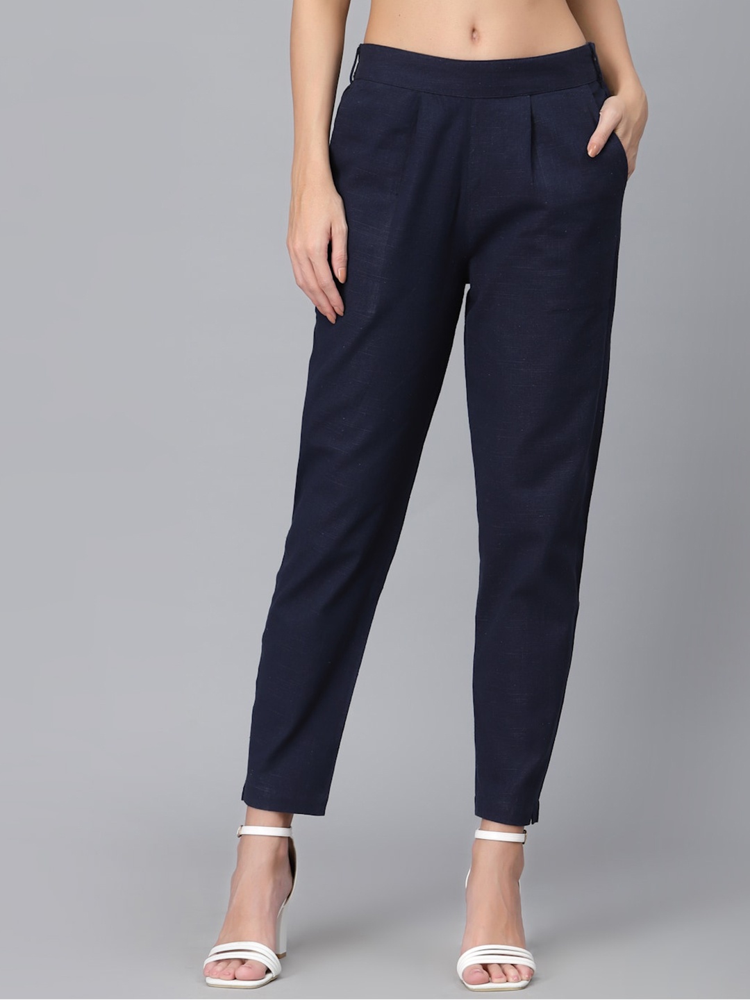 

Ragavi Women Tapered Fit Pleated Cotton Cropped Cigarette Trouser, Navy blue