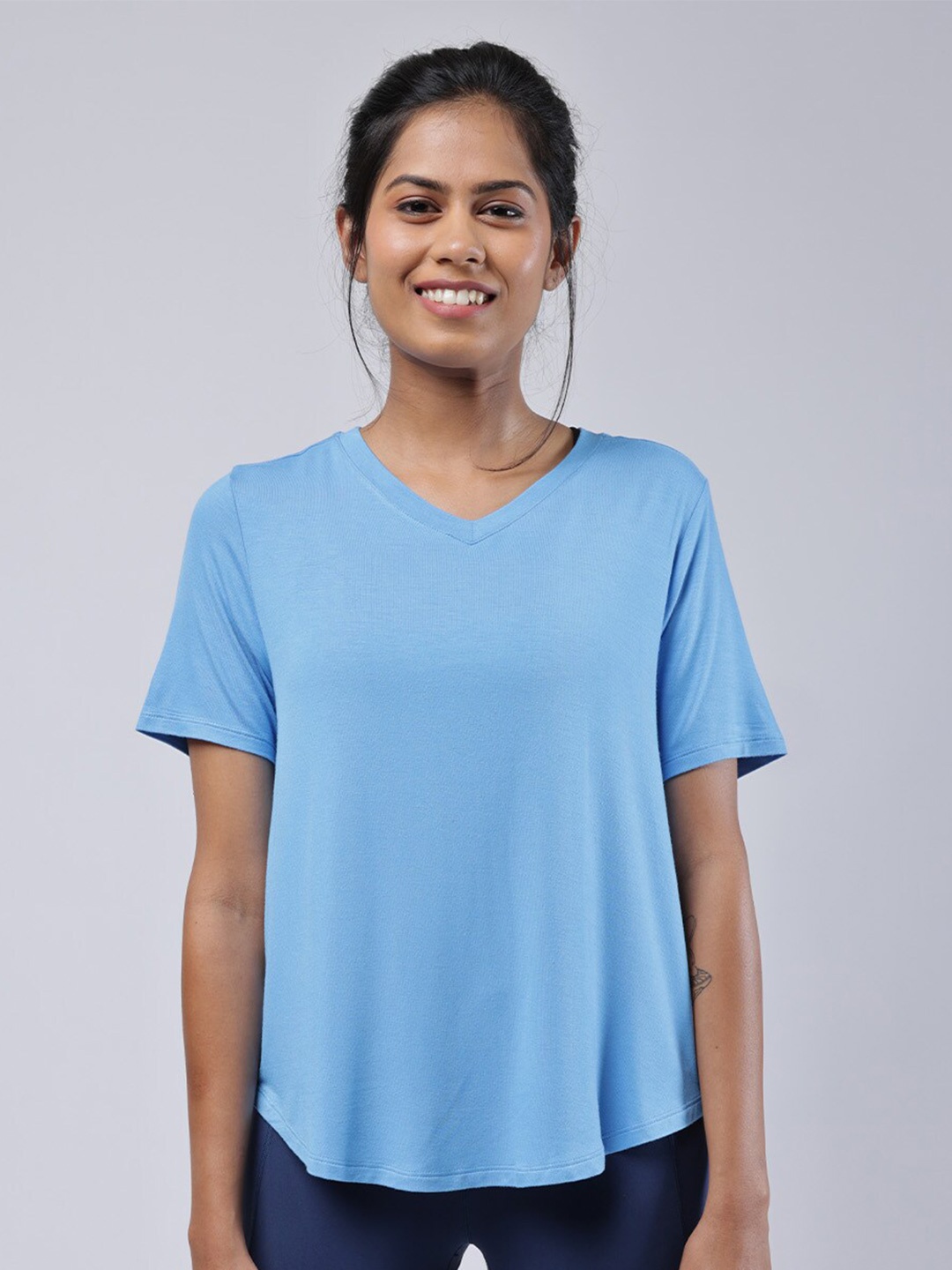 

Blissclub Women Bamboo Fit Me Right for Apple Shaped Bodies T-Shirt, Blue