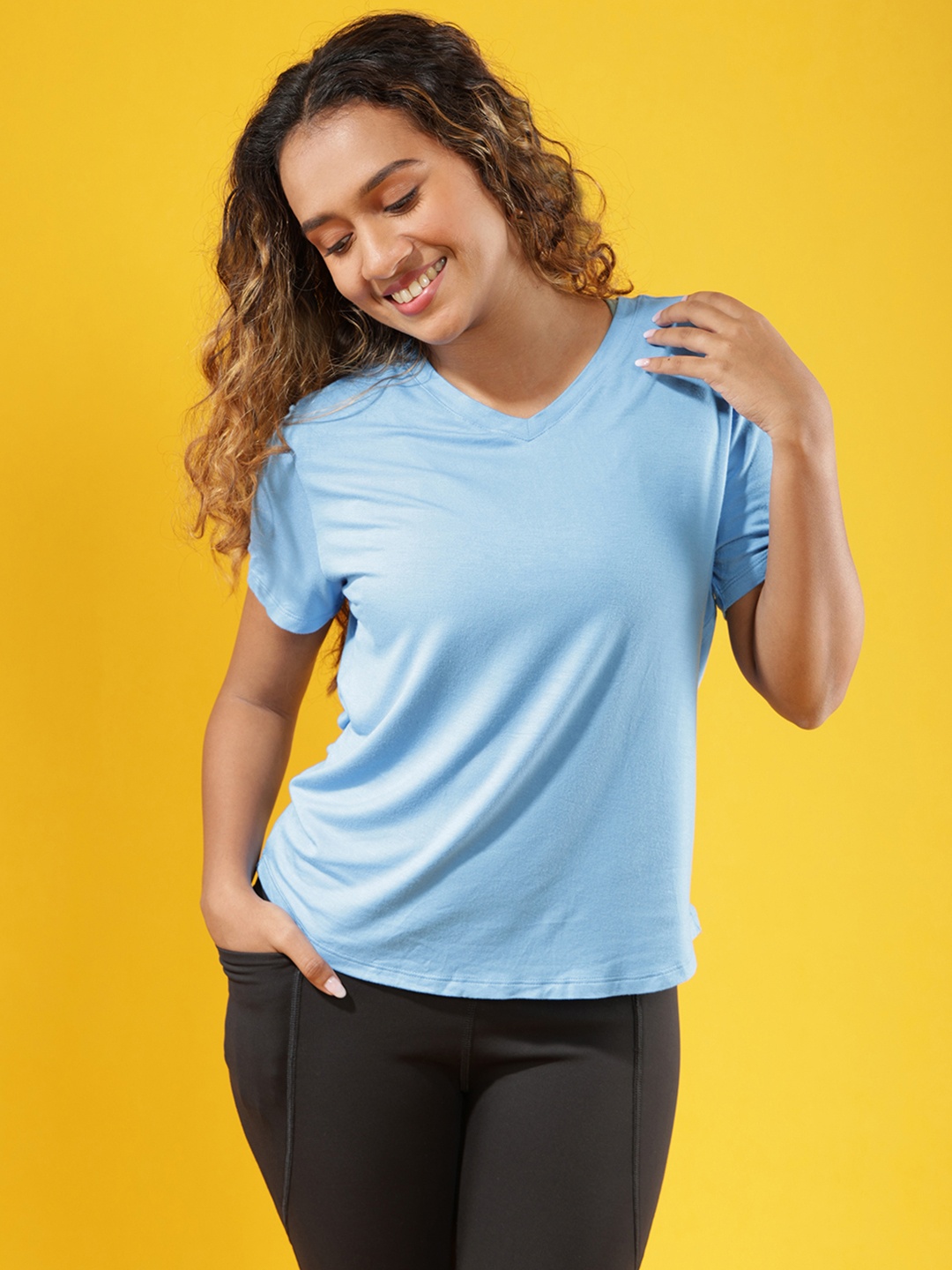

Blissclub Women Blue Hourglass Shape Bamboo T-Shirts with Relaxed Fit