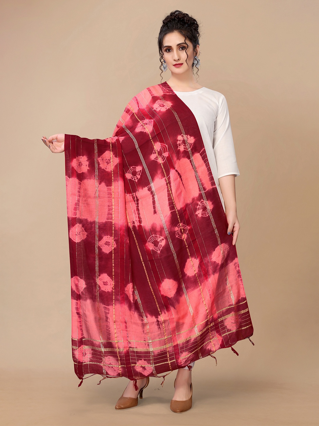 

Fashion FRICKS Bandani Tie and Dye Dupatta with Zari, Pink