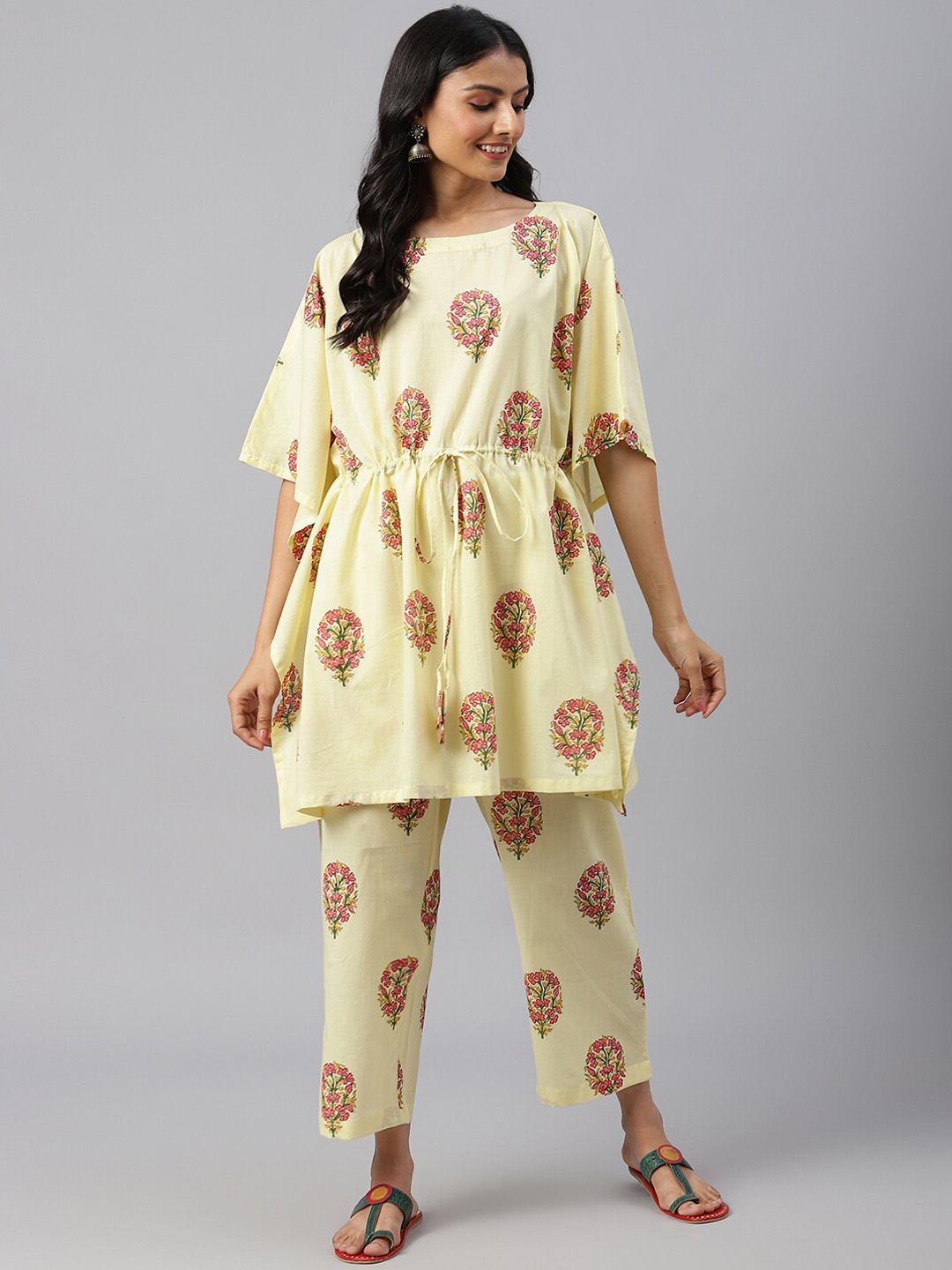 

SHRINKHLA Women Yellow Floral Printed Flared Sleeves Kaftan Kurta