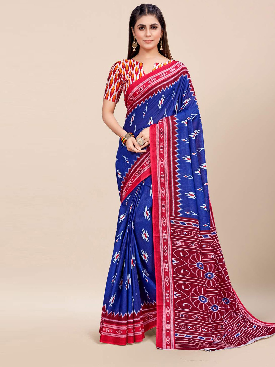 

KARAGIRI Blue & Red Saree
