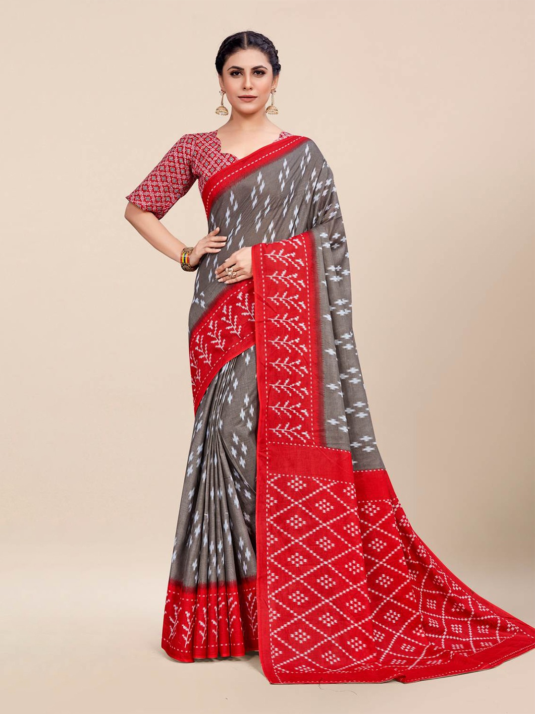 

KARAGIRI Grey & Red Ethnic Motifs Silk Blend Banarasi Saree