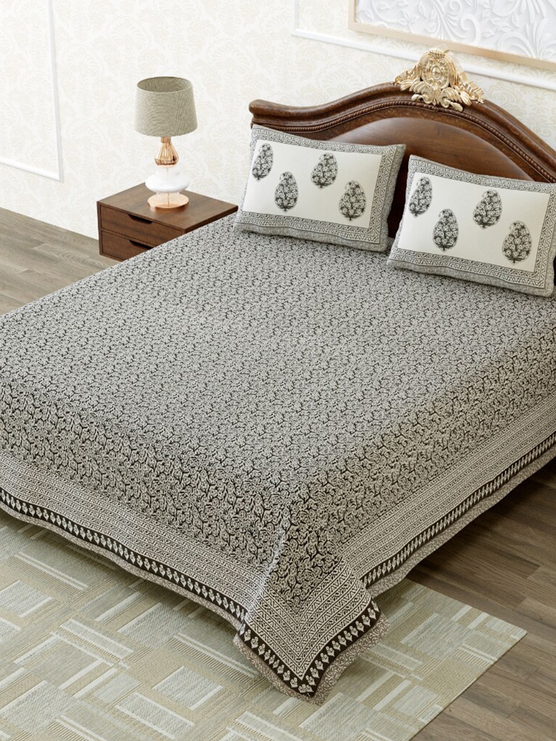 

MAFATLAL Grey & Off White Floral 210 TC King Bedsheet with 2 Pillow Covers