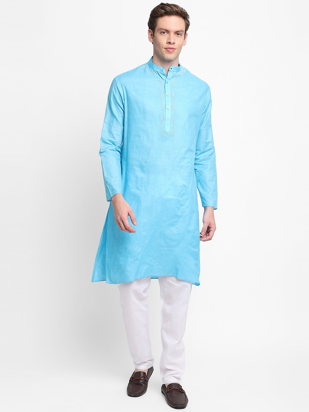 

DEVOILER Men Blue Cotton Thread Work Kurta
