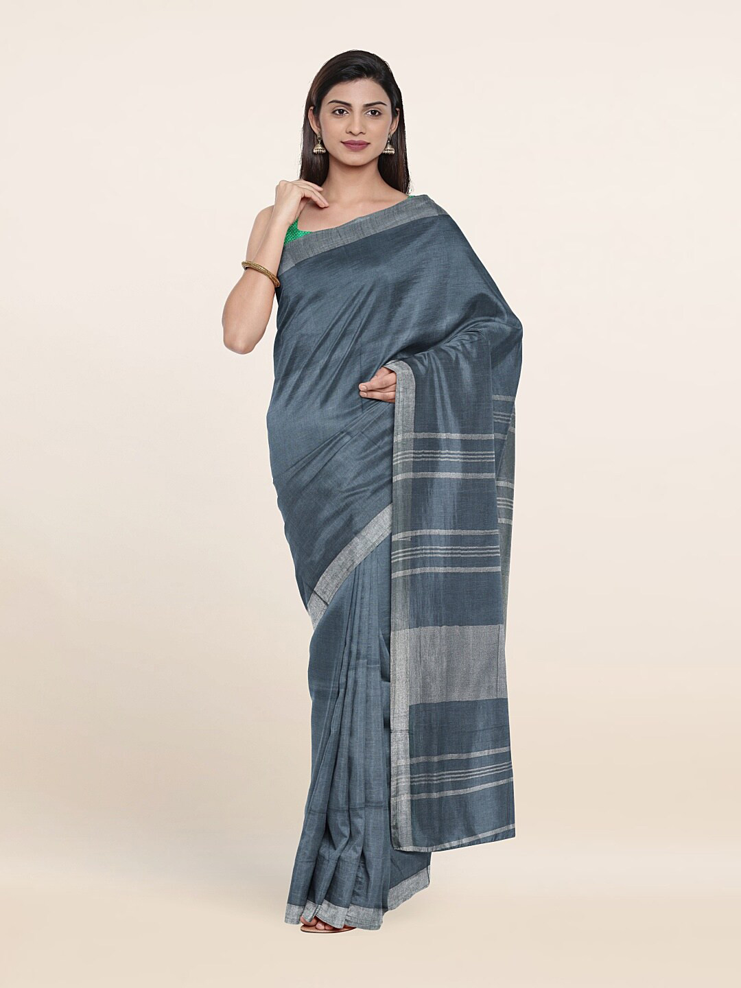 

Pothys Grey & Silver-Toned Zari Linen Blend Saree